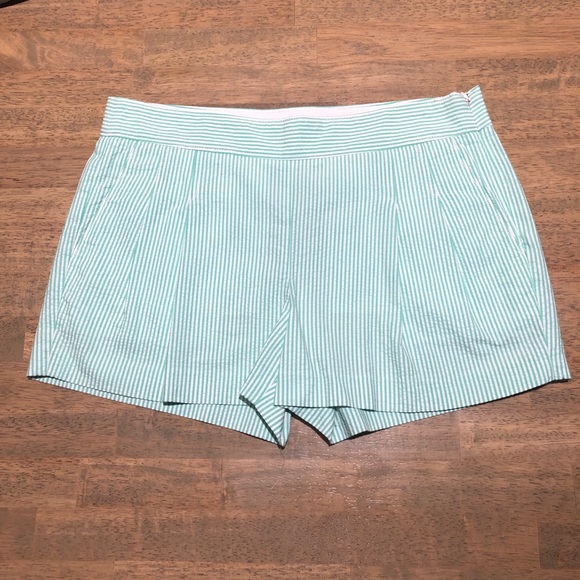 J. Crew Pants - J Crew Green Seersucker Shorts - Size 6
